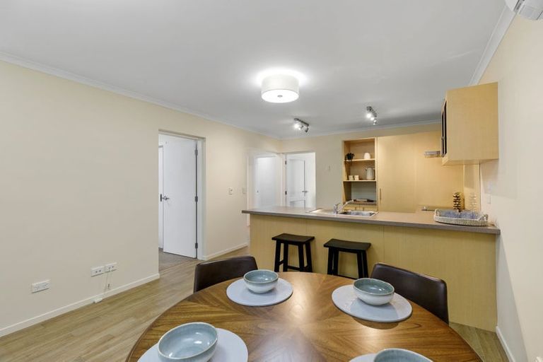 Photo of property in 29e Wai-iti Crescent, Woburn, Lower Hutt, 5010