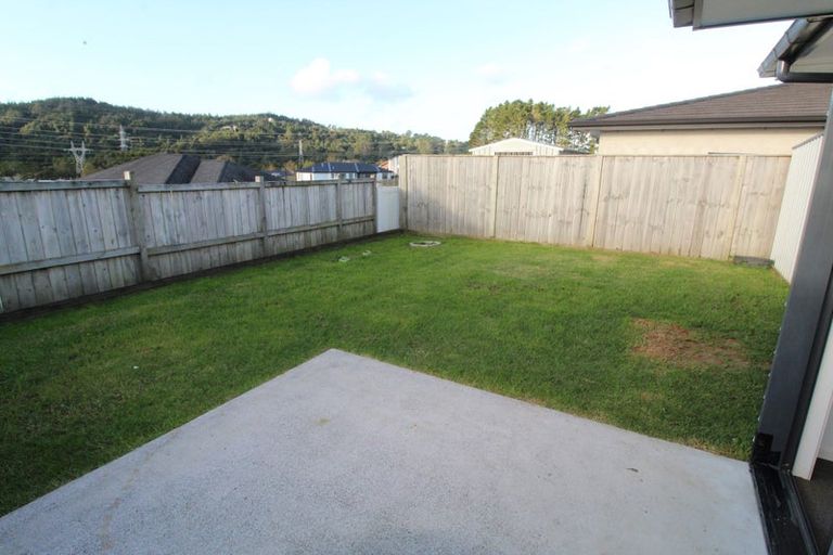 Photo of property in 23 Raymond Grace Avenue, Huapai, Kumeu, 0810