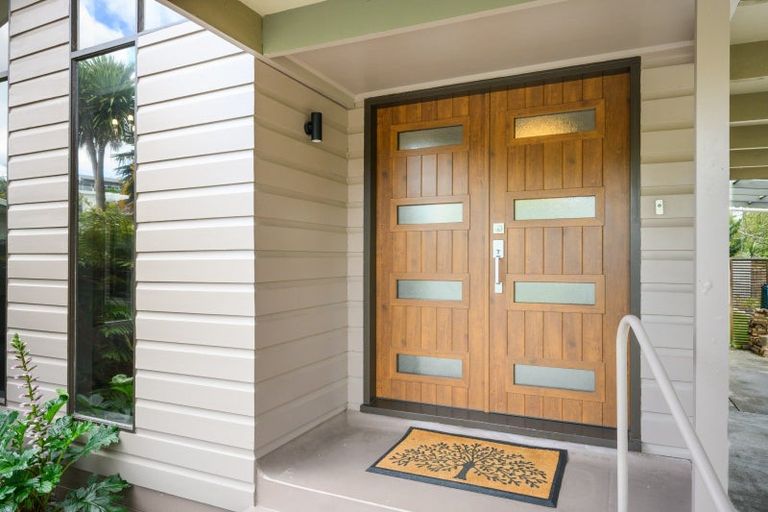 Photo of property in 8 Dalzien Place, Feilding, 4702