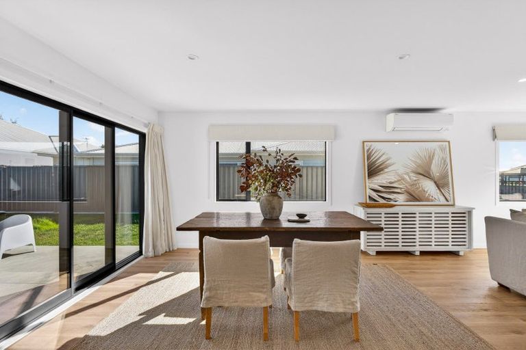 Photo of property in 49 Wai Whatu Street, Meeanee, Napier, 4110