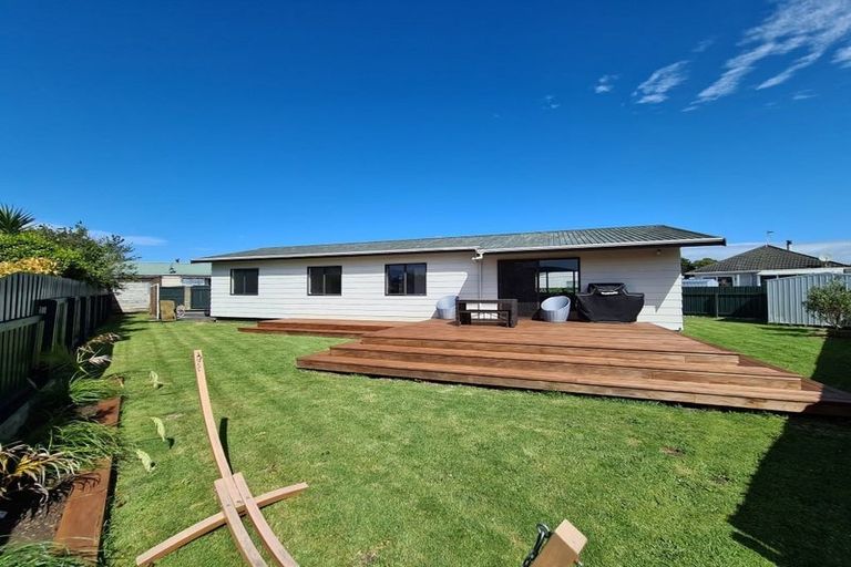 Photo of property in 28a Meade Place, Bell Block, New Plymouth, 4312