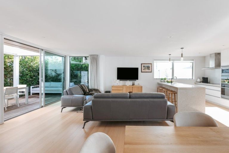 Photo of property in 249 Dickson Road, Papamoa Beach, Papamoa, 3118