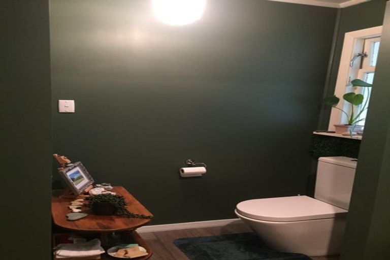 Photo of property in 61 Rhodes Street, Waimate, 7924