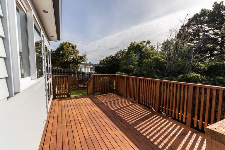 Photo of property in 147 Helston Road, Paparangi, Wellington, 6037