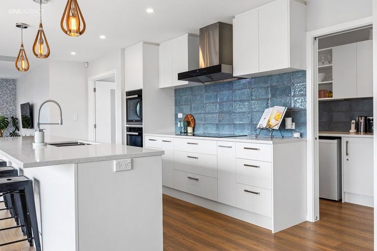 Photo of property in 7 Oakville Close, Rangiora, 7400