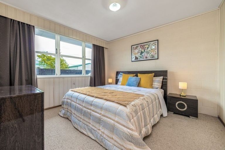 Photo of property in 2/11 Bryce Street, Cambridge, 3434