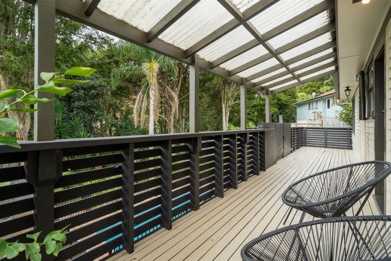 Photo of property in 19 Beeche Place, Birkdale, Auckland, 0626