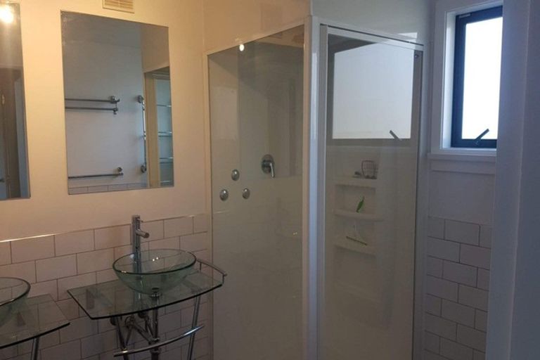 Photo of property in 20 Arawata Terrace, Fernhill, Queenstown, 9300