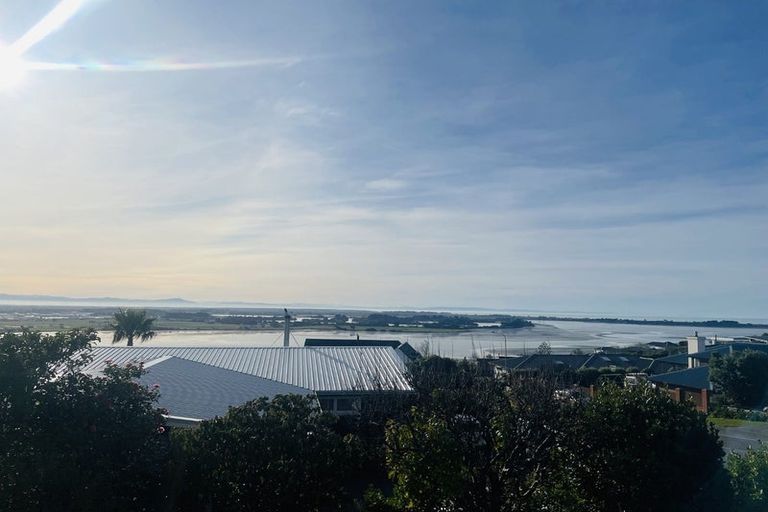 Photo of property in 46 Cannon Hill Crescent, Mount Pleasant, Christchurch, 8081