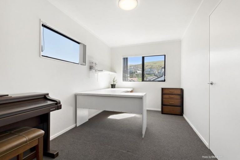 Photo of property in 98a Cortina Avenue, Johnsonville, Wellington, 6037