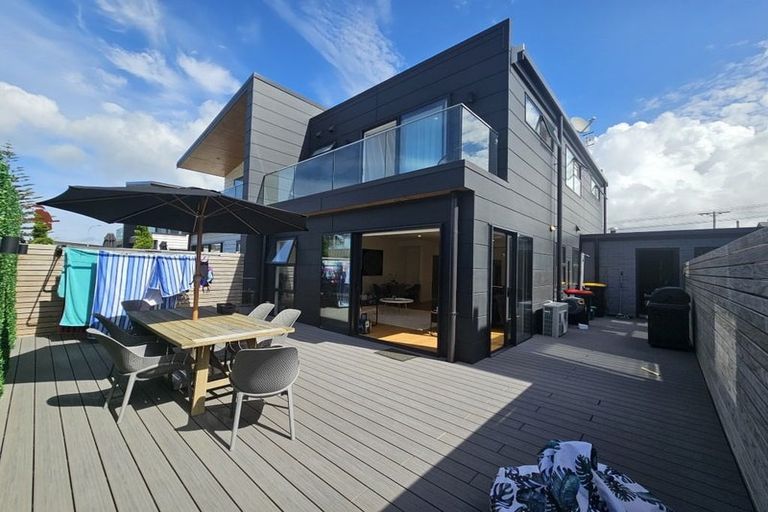 Photo of property in 10b Percy Road, Papamoa Beach, Papamoa, 3118