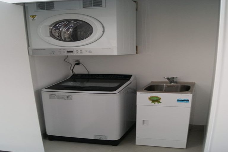 Photo of property in 7/20 Trent Street, Island Bay, Wellington, 6023