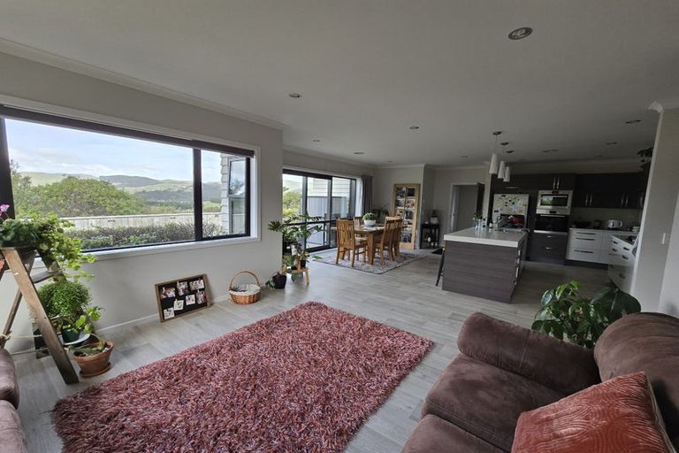Photo of property in 116 Endeavour Drive, Whitby, Porirua, 5024