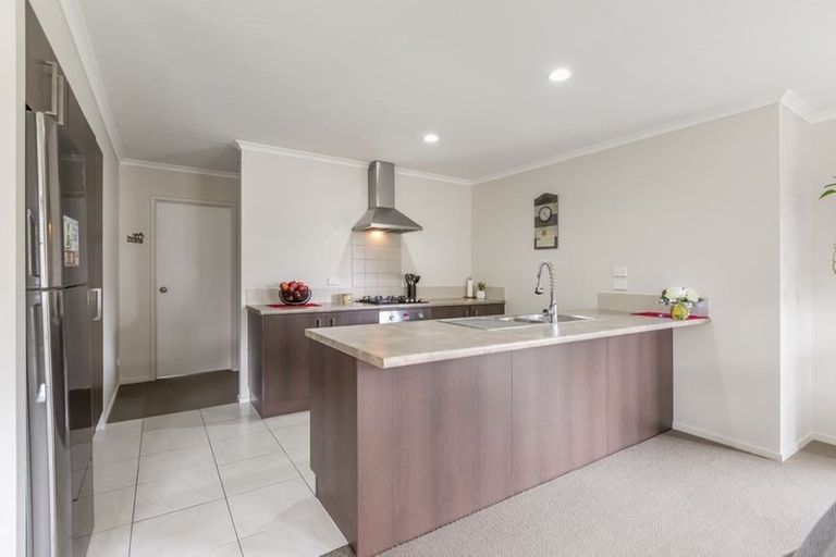 Photo of property in 21h Bonita Avenue, Stanmore Bay, Whangaparaoa, 0932