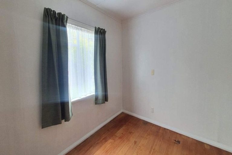 Photo of property in 30 Wikitoria Road, Putiki, Whanganui, 4501