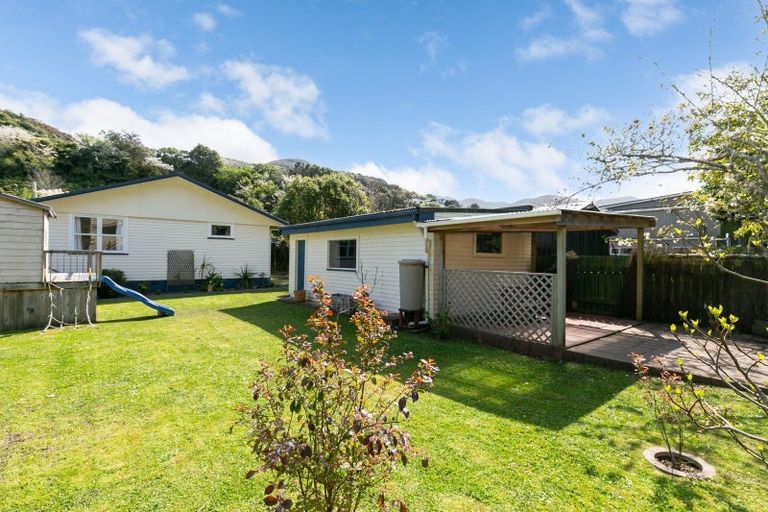 Photo of property in 79 South Karori Road, Karori, Wellington, 6012