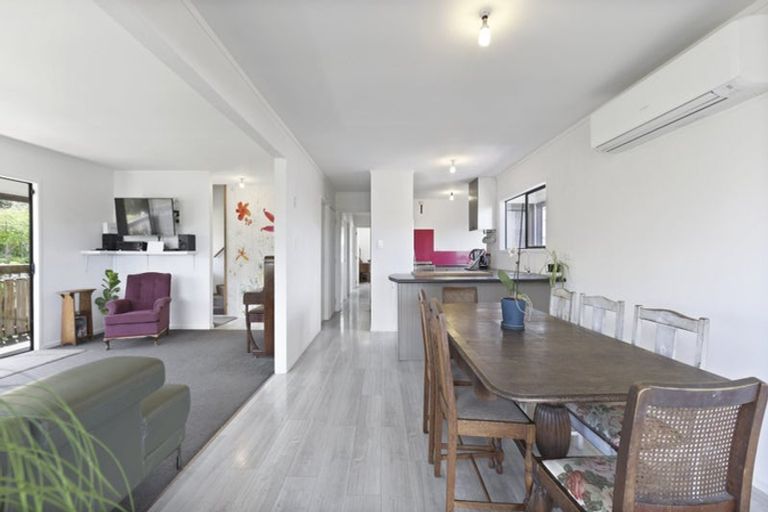 Photo of property in 94 Hibiscus Coast Highway, Red Beach, 0932