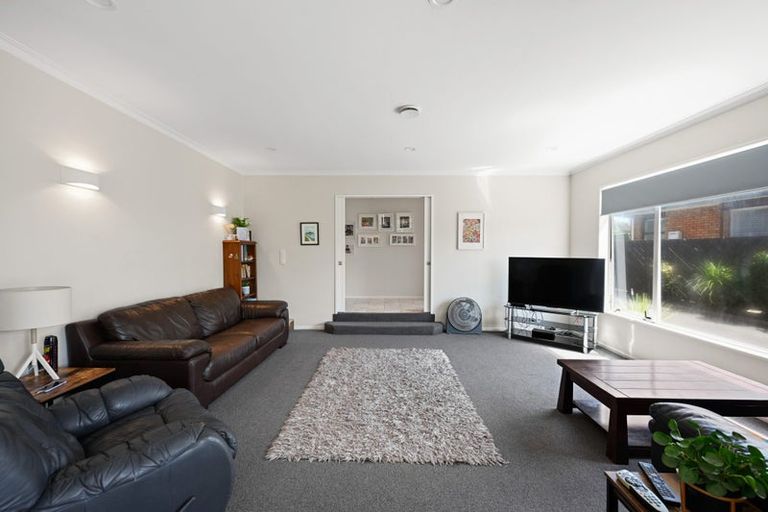 Photo of property in 12 Willowfield Place, Pukete, Hamilton, 3200