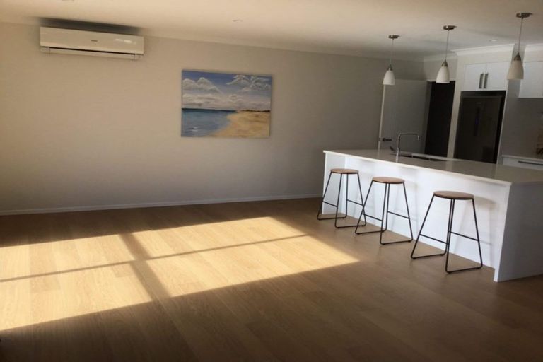 Photo of property in 5 Gladys Place, Levin, 5510