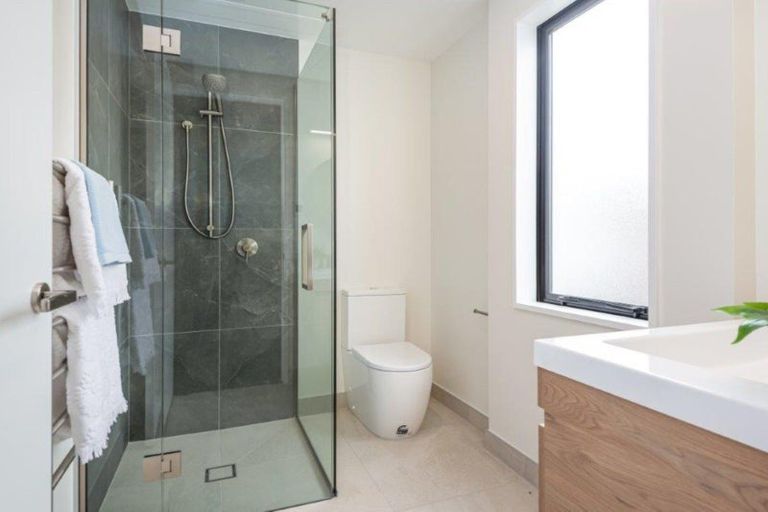 Photo of property in 2/10 Bishop Street, St Albans, Christchurch, 8014