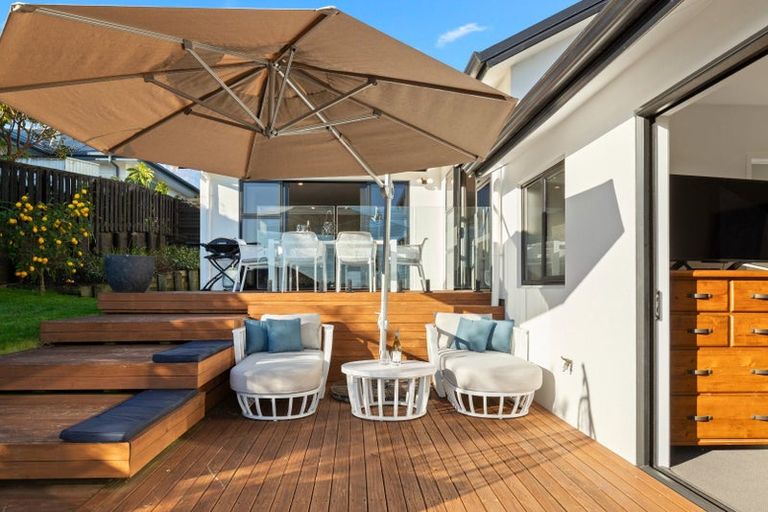 Photo of property in 23 Stockyard Crescent, Pukekohe, 2120