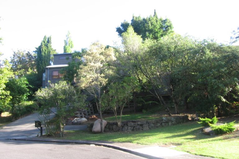 Photo of property in 7 Menear Lane, Hillcrest, Auckland, 0627