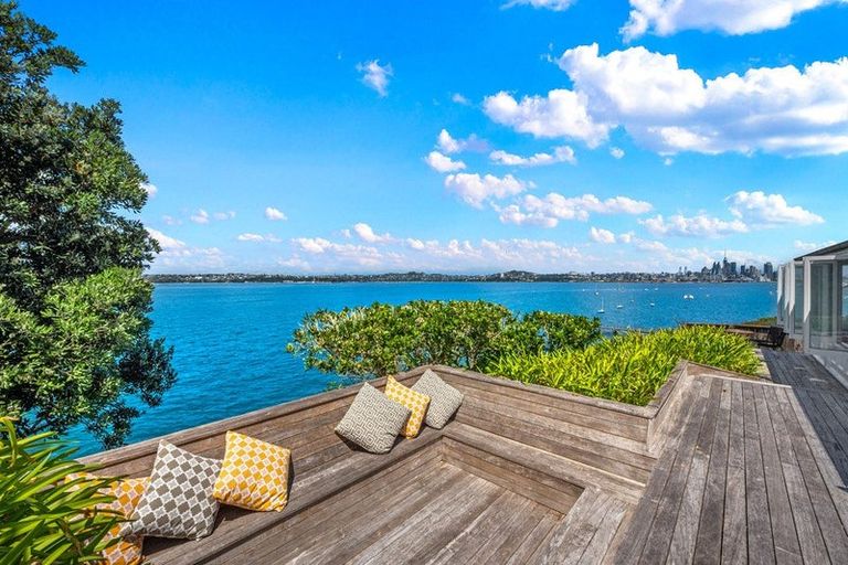 Photo of property in 38 Jubilee Avenue, Devonport, Auckland, 0624