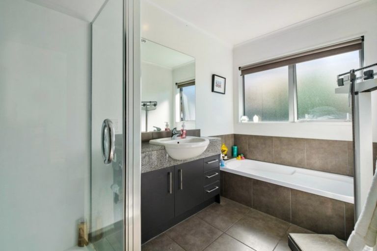 Photo of property in 17 Hope Avenue, Lake Hayes, Queenstown, 9304