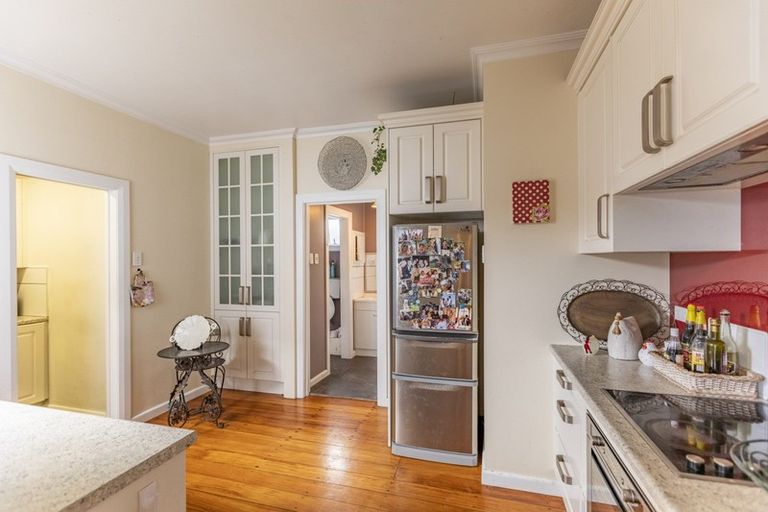 Photo of property in 1 Bowling Road, Greenmeadows, Napier, 4112