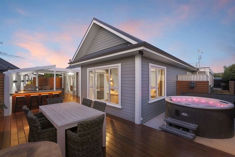 Photo of property in 12 Glencullen Drive, Casebrook, Christchurch, 8051