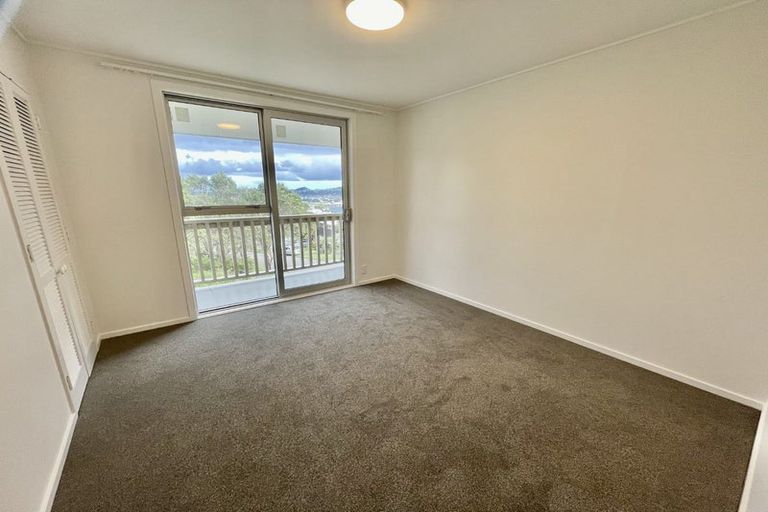 Photo of property in 1/7 Rangitane Street, Maupuia, Wellington, 6022