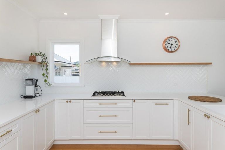 Photo of property in 46 Stout Street, Whataupoko, Gisborne, 4010