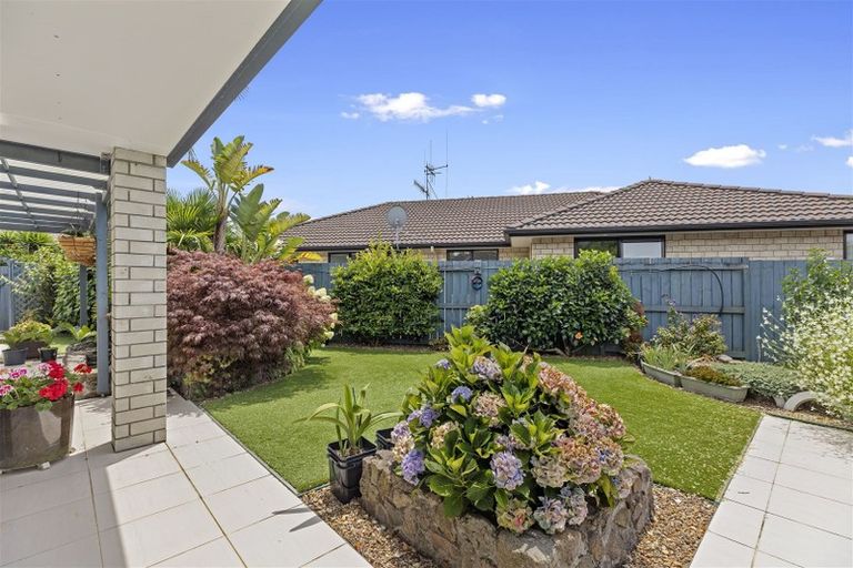 Photo of property in 30 Seabreeze Place, Papamoa Beach, Papamoa, 3118