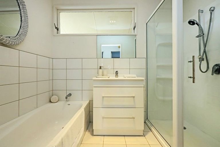 Photo of property in 6 Roskilda Crescent, Taradale, Napier, 4112