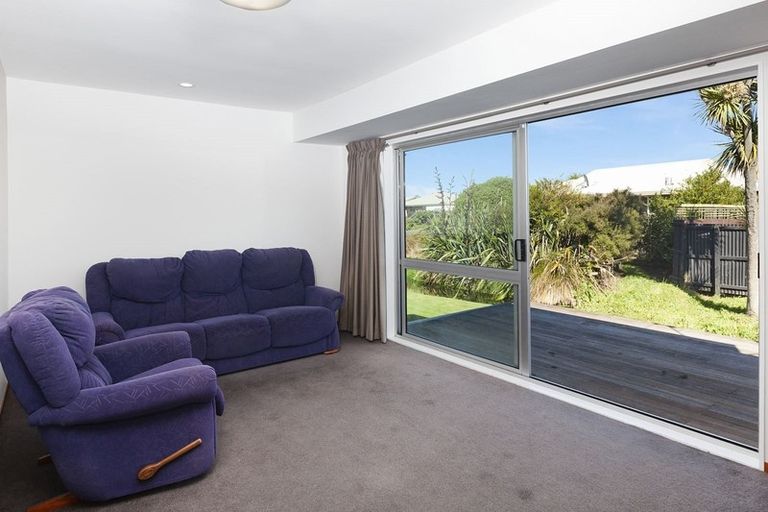 Photo of property in 23 Stacey Place, Woolston, Christchurch, 8062