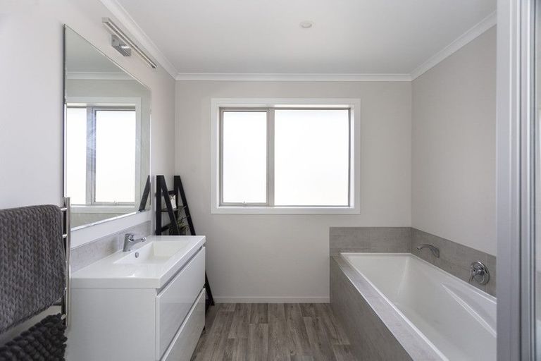 Photo of property in 6/102 Beach Road, Awamoa, Oamaru, 9495