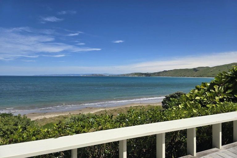 Photo of property in 53 Makorori Beach Road, Makorori, Gisborne, 4073