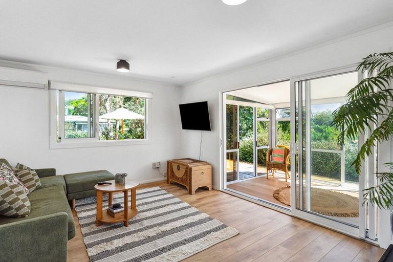 Photo of property in 5 Kokako Road, Otaihanga, Paraparaumu, 5036