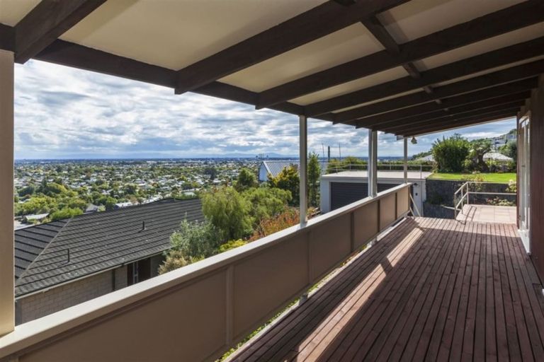 Photo of property in 31 Whaka Terrace, Huntsbury, Christchurch, 8022