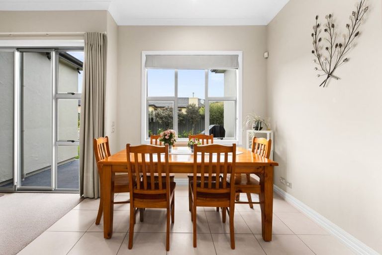Photo of property in 102 Hunter Drive, Awatoto, Napier, 4110