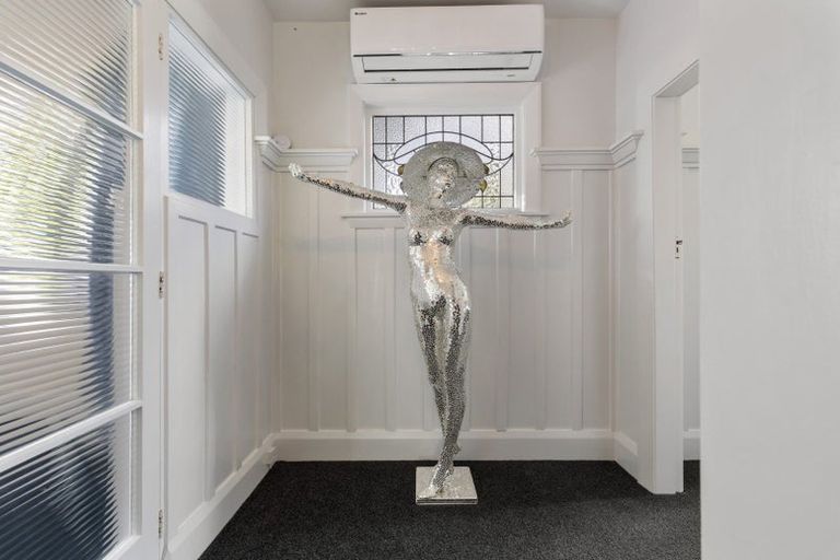 Photo of property in 40 North Parade, Richmond, Christchurch, 8013