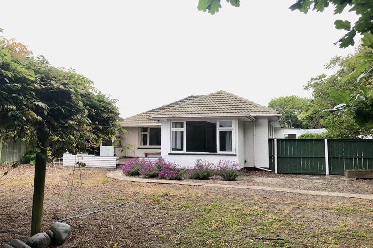 Photo of property in 63 Harris Crescent, Papanui, Christchurch, 8053
