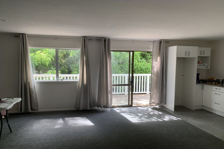 Photo of property in 26 Lauderdale Road, Birkdale, Auckland, 0626