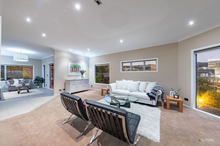 Photo of property in 25a Riverstone Drive, Riverstone Terraces, Upper Hutt, 5018