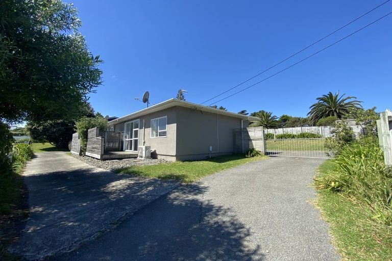 Photo of property in 46 Rangiora Street, Castlecliff, Wanganui, 4501