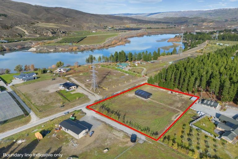 Photo of property in 112 Richards Beach Road, Cromwell, 9384