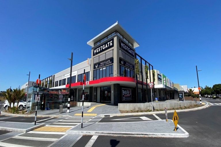 Photo of property in 7 Alloway Street, Westgate, Auckland, 0614