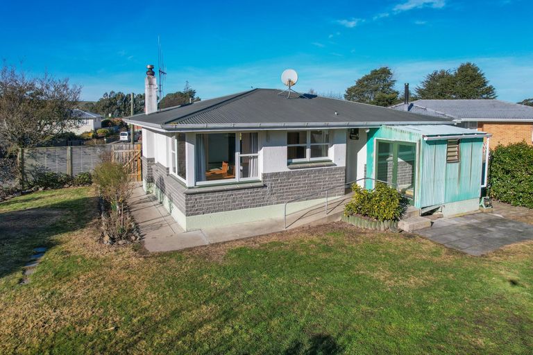 Photo of property in 23 Arthur Street, Holmes Hill, Oamaru, 9401