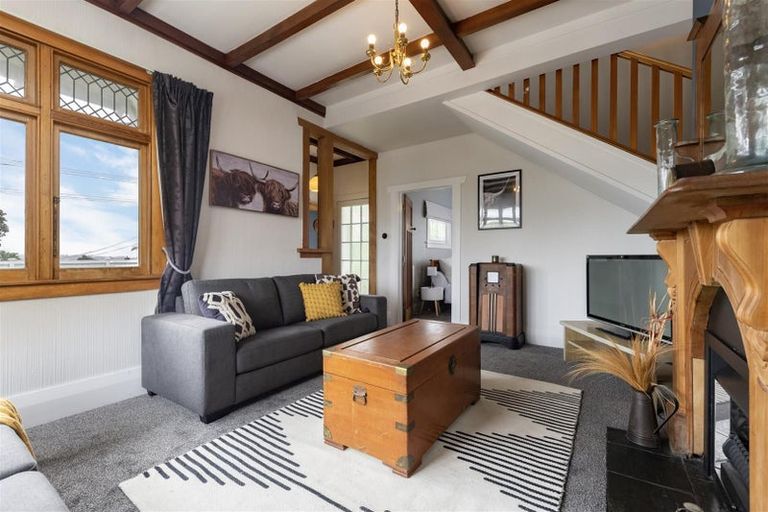 Photo of property in 86 Astley Avenue, New Lynn, Auckland, 0600