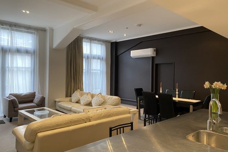 Photo of property in Augusta Apartments, 10/254 Willis Street, Te Aro, Wellington, 6011